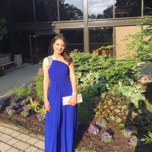 Meet your Posher, Nassima